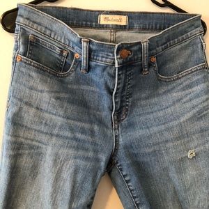 Madewell 8” ripped skinny jeans